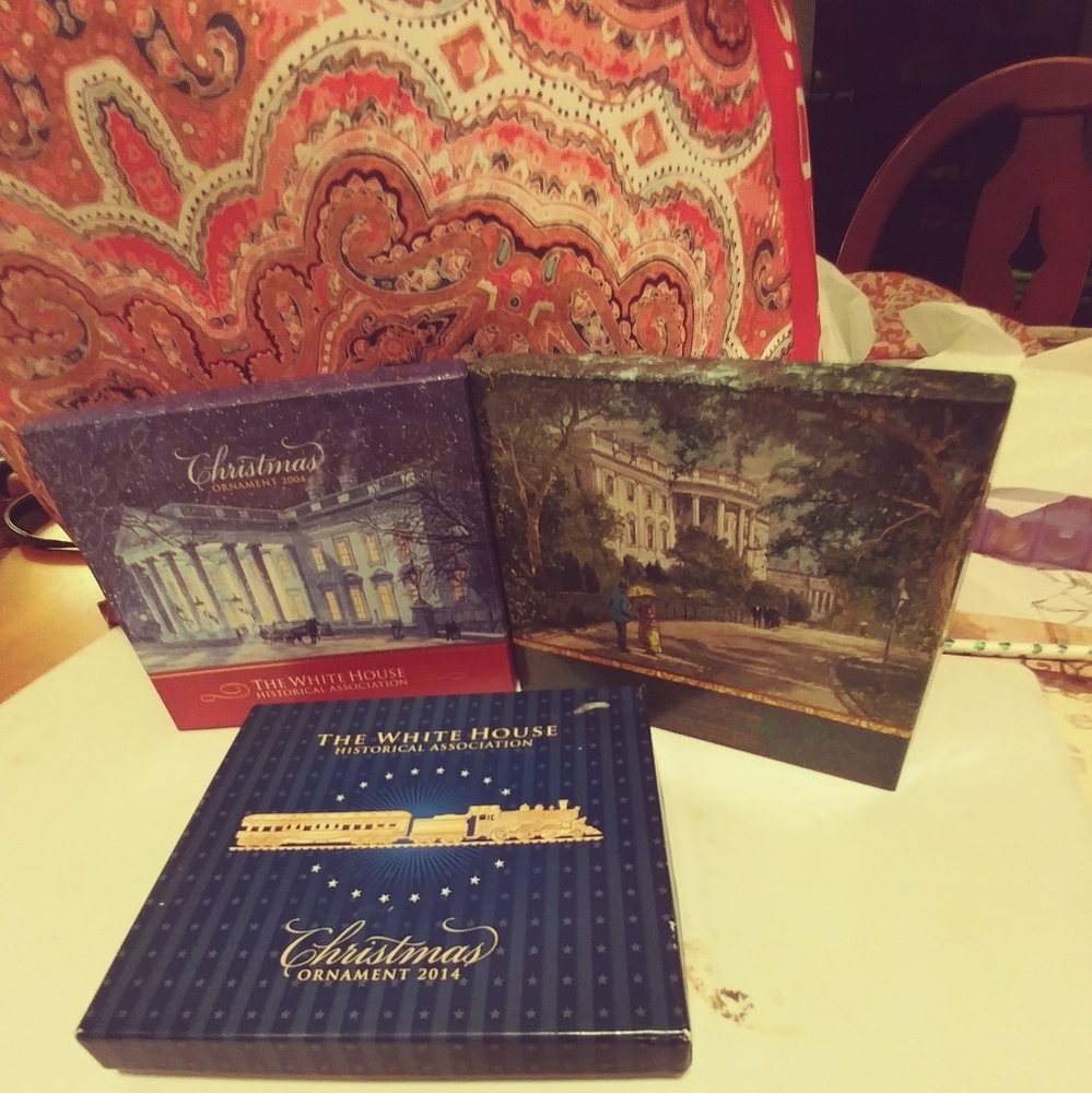 White House Christmas Ornaments